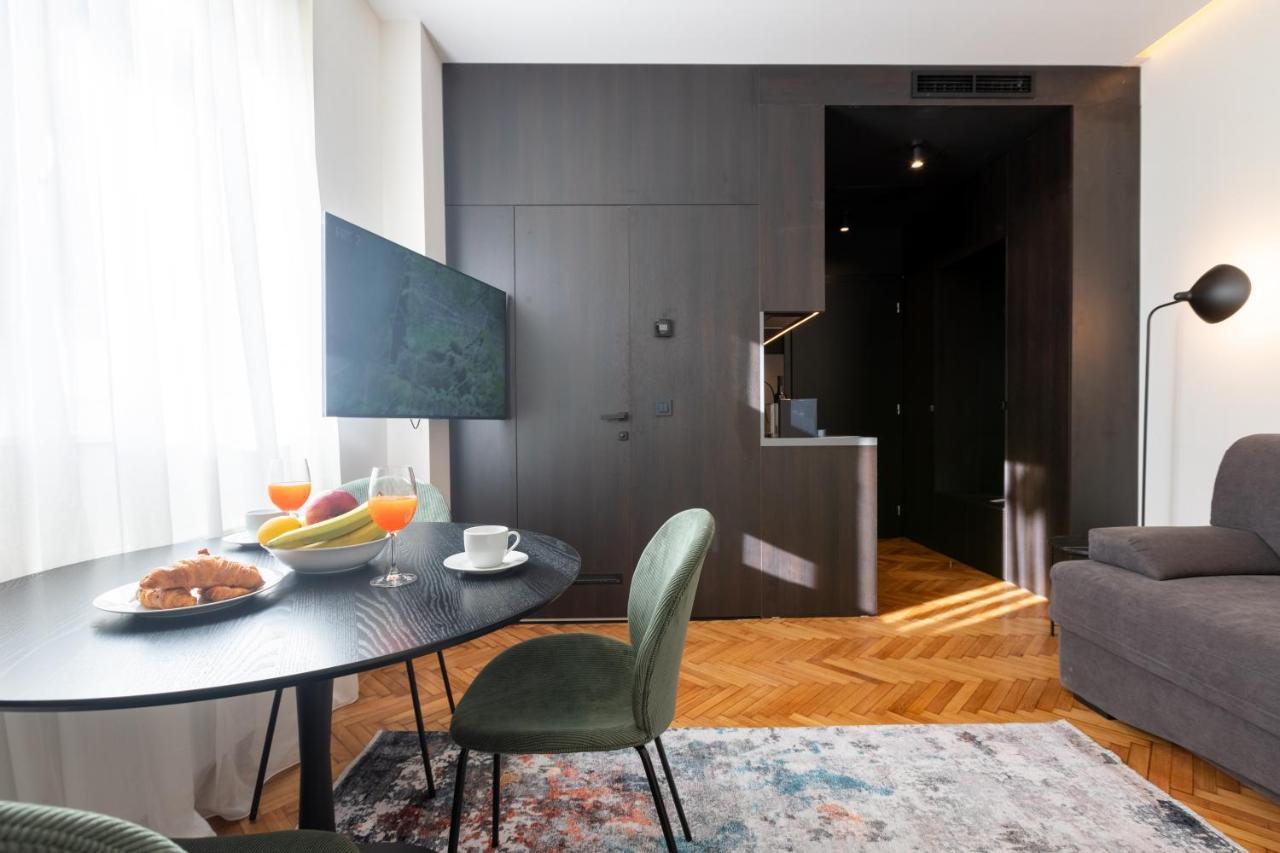 Loox Boutique Apartments Gunduliceva 자그레브 외부 사진