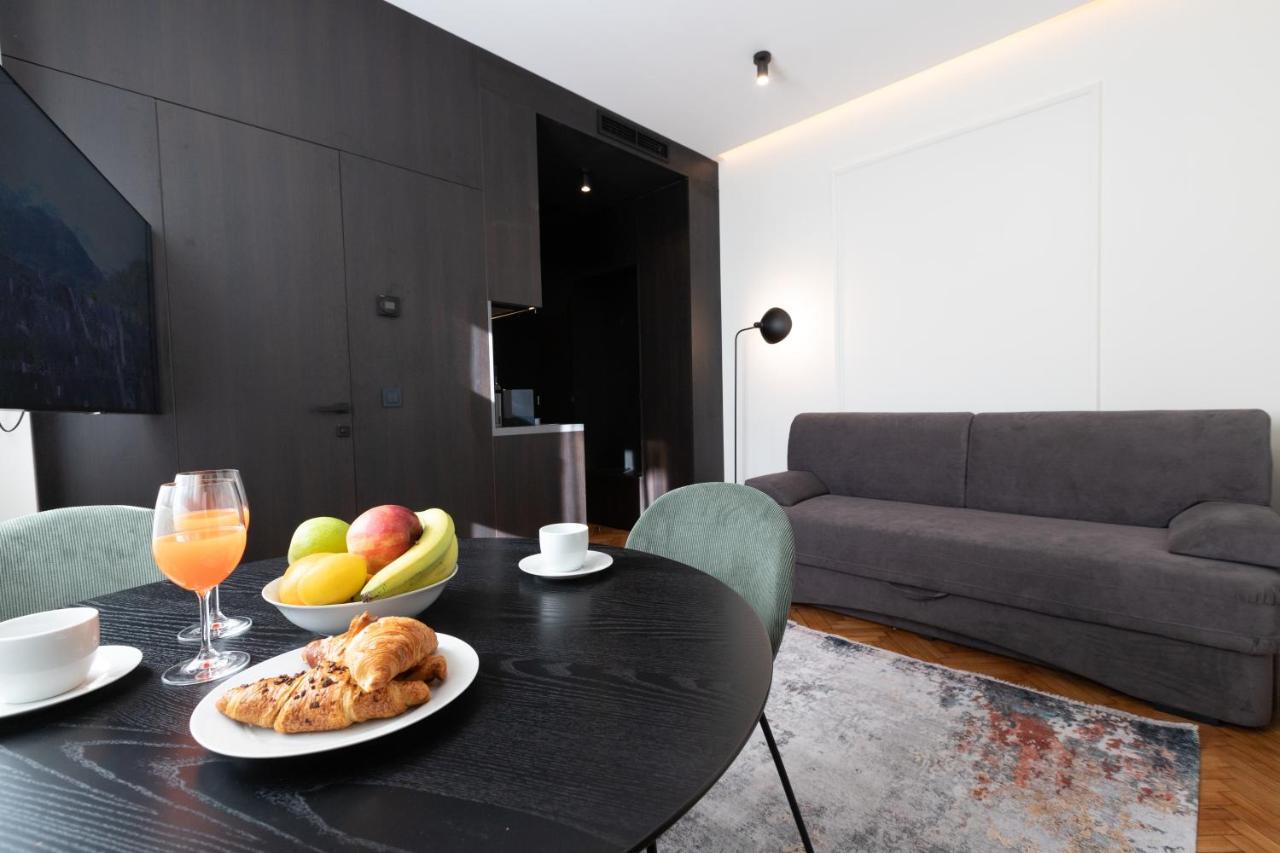 Loox Boutique Apartments Gunduliceva 자그레브 외부 사진