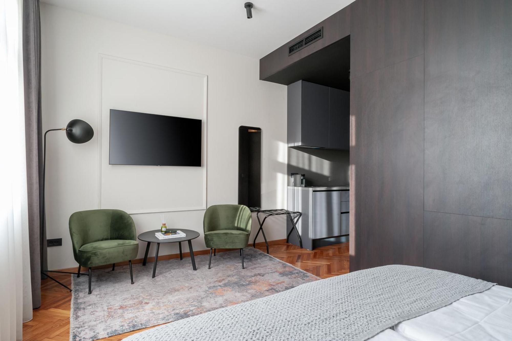 Loox Boutique Apartments Gunduliceva 자그레브 외부 사진
